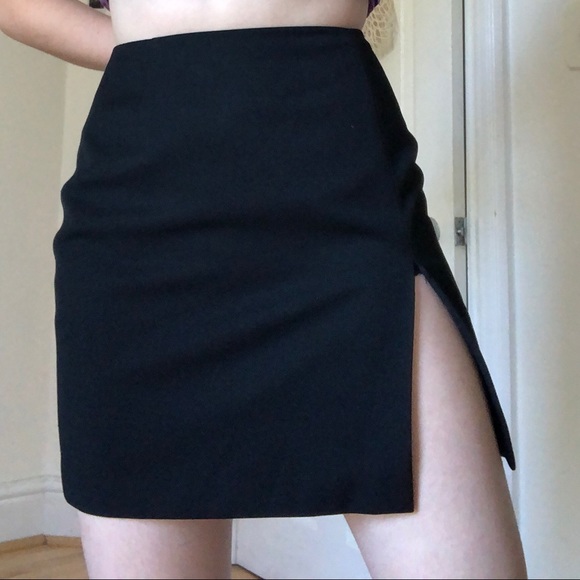 SOLD ON DEPOP @winedark / black mini skirt - Picture 2 of 3